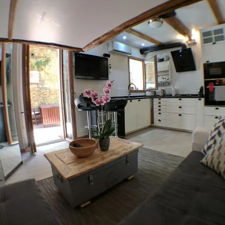 Apartamento Cosy Studio Avec Terrace Antibes